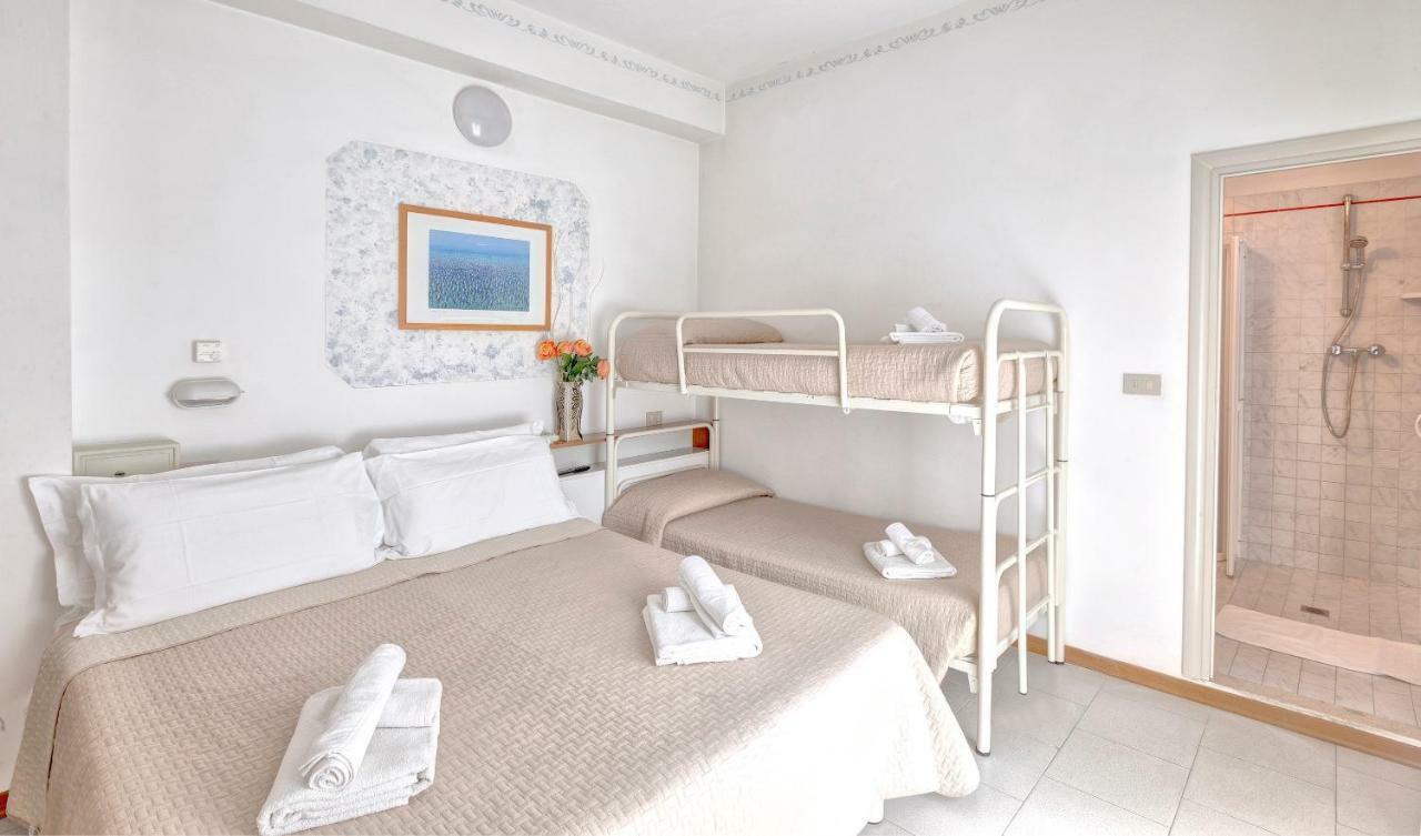 Hotel Niagara 里乔内 外观 照片