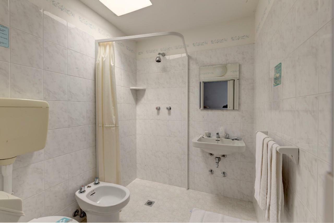 Hotel Niagara 里乔内 外观 照片