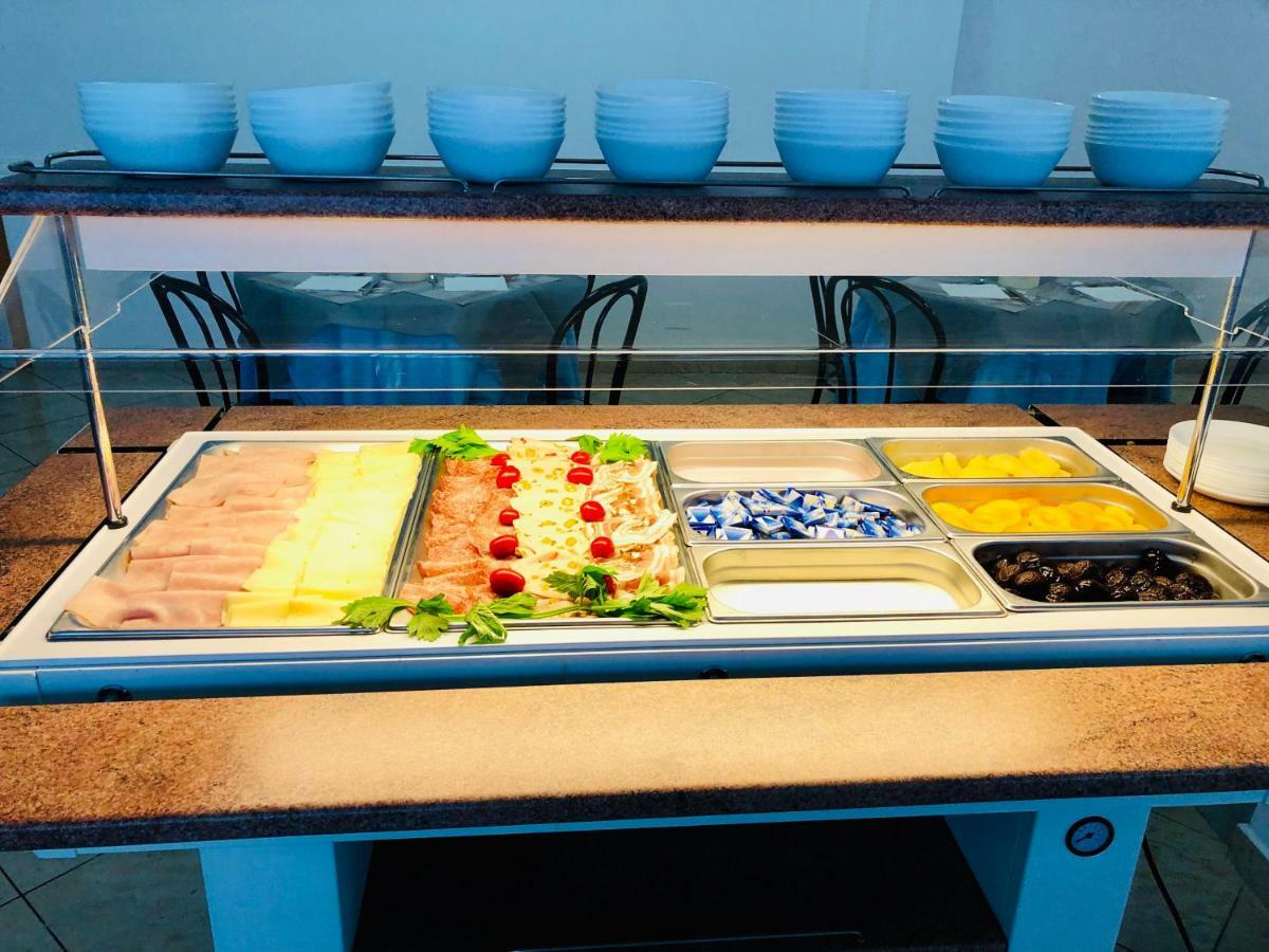 Hotel Niagara 里乔内 外观 照片