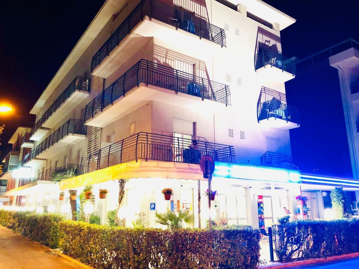 Hotel Niagara 里乔内 外观 照片